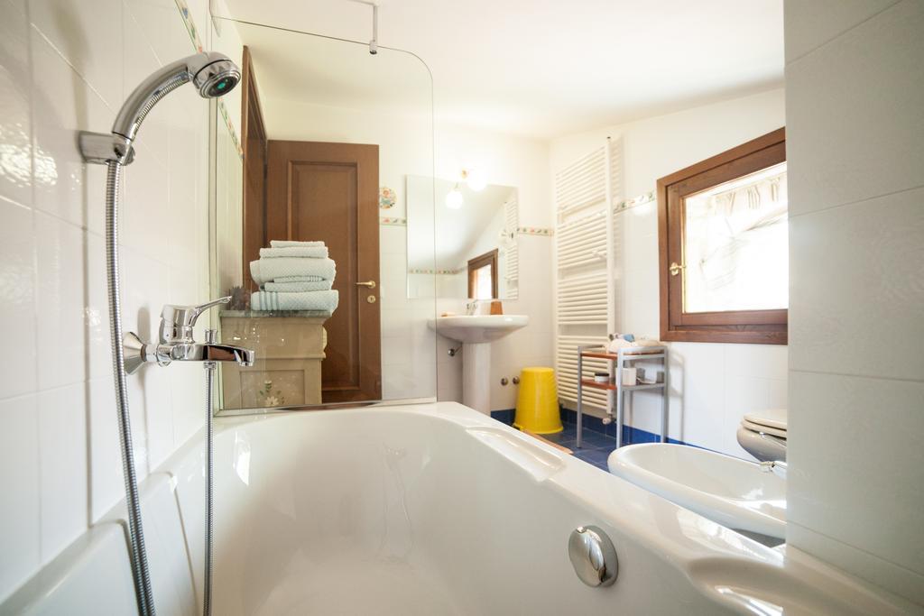 Alquaranta Bed & Breakfast Revine Lago Bagian luar foto