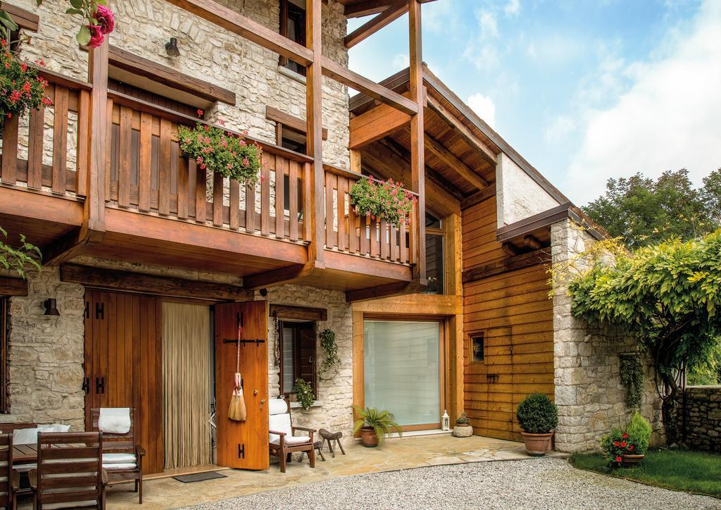 Alquaranta Bed & Breakfast Revine Lago Bagian luar foto